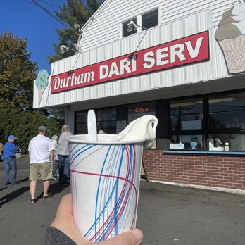 Durham Dari Serve - Apple cider float - Autumn special - Ice Cream & Frozen Yogurt Near Me - Durham, Connecticut