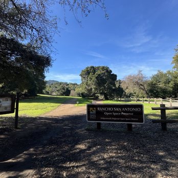Rancho San Antonio Preserve - Parks Near Me - Los Altos, California Rancho San Antonio Preserve - Parks Near Me - Los Altos, California