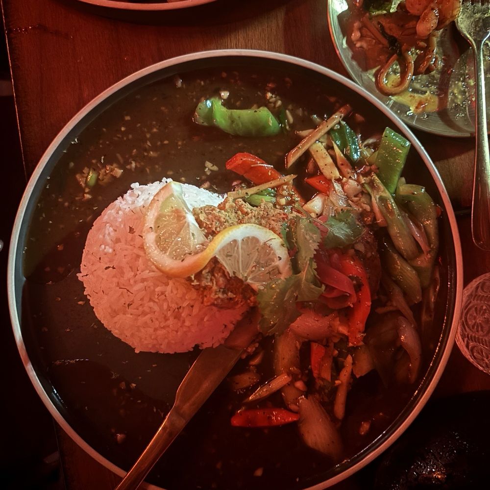 Tiki Thai - Fried Rice w/ salmon - Thai Near Me - Atlanta, Georgia Tiki Thai - Fried Rice w/ salmon - Thai Near Me - Atlanta, Georgia