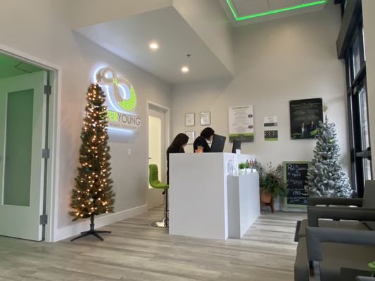 semaglutide clay terrace indianapolis 4EVER YOUNG MED SPA & WELLNESS CENTER - CARMEL - Updated June 2026 - 10  Photos - 14405 Clay Terrace Blvd, Carmel, Indiana - Weight Loss Centers -  Phone Number