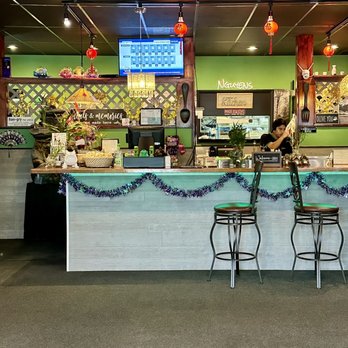 Nguyens Asian Grill - Bar Area - Asian Fusion Near Me - Banner Elk, North Carolina