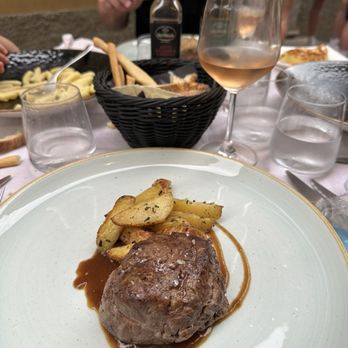Osteria Quatro Pass - Italian Near Me - Varenna, SO Osteria Quatro Pass - Italian Near Me - Varenna, SO