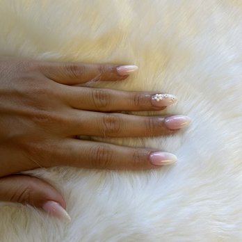 Vibrant Nails & Lashes - Ombré dip with nail design by Kevin. - Nail Salons Near Me - Berkeley, California Vibrant Nails & Lashes - Ombré dip with nail design by Kevin. - Nail Salons Near Me - Berkeley, California