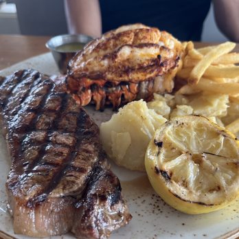 Bluewater Grill - Steak & Lobster - Seafood Near Me - Coronado, California