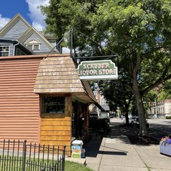 Schuber Liquor Store - Outside