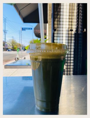 Earth Organic Juice Bar by null