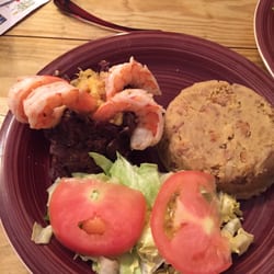 Café Chris & Yos - Churrasco steak stuffed with sweet plantain mash, camarones a la mantequilla (shrimp cooked in butter) with a side of mofongo and salad