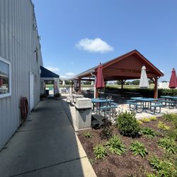 Charlie's Restaurant - Entrance