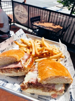 Junction Bistro & Bar by null