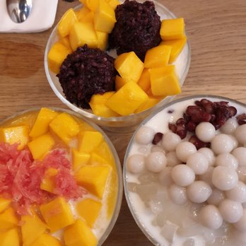 Mango Mango Dessert - Mango, pomelo, black rice, rice balls, snow ice, red bean - Desserts Near Me - New York, New York Mango Mango Dessert - Mango, pomelo, black rice, rice balls, snow ice, red bean - Desserts Near Me - New York, New York