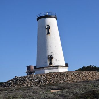 Piedras Blancas Light Station - December 2016 (2 Peregrine Falcons sitting on top.) - Landmarks & Historical Buildings Near Me - San Simeon, California