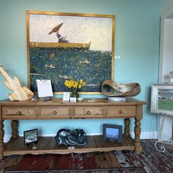 Lily Pad East - Entrance hall at Lily Pad East fine art gallery, Watch Hill, Rhode Island