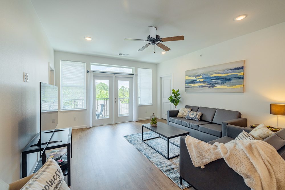 THE NEST ON DRYDEN APARTMENTS Updated August 2024 49 Photos 1933