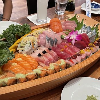 Kusshi - Kusshi Speed Boat (60pc) - Sushi Bars Near Me - Rockville, Maryland Kusshi - Kusshi Speed Boat (60pc) - Sushi Bars Near Me - Rockville, Maryland