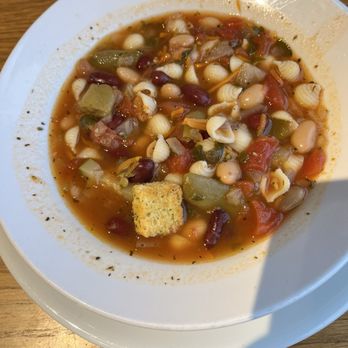 Olive Garden Italian Restaurant - Minestrone soup - Italian Near Me - Palmdale, California
