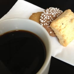 Free coffee and cookies with lunch dagen (84sek)