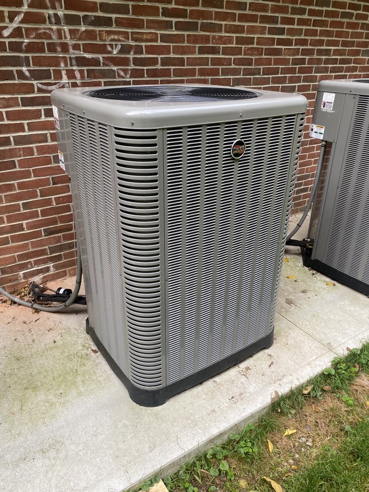 Slide of Holmes HVAC Solutions