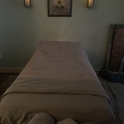 Lazy Daisy Massage Therapy - Treatment table