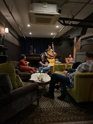 Americano Lounge by null