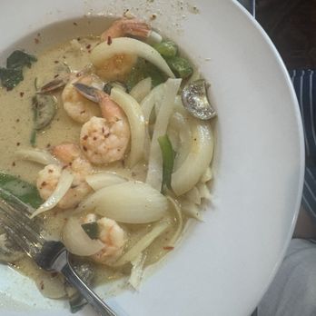 Indochine - ONIONs and Onions - Thai green curry !!! - Thai Near Me - Jacksonville, Florida
