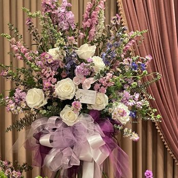 Fairytale Flowers by Kerry - Floral Designers Near Me - South Windsor, Connecticut Fairytale Flowers by Kerry - Floral Designers Near Me - South Windsor, Connecticut