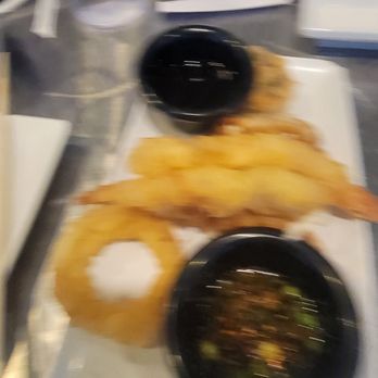 Trapper's Sushi - Shrimp tempura, vegetable tempura, gyoza - Sushi Bars Near Me - Bonney Lake, Washington