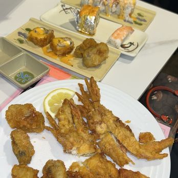 Fuji Sushi Buffet - Soft Shell Crab, fried oysters as well as some other rolls in the background - Japanese Near Me - Concord, California Fuji Sushi Buffet - Soft Shell Crab, fried oysters as well as some other rolls in the background - Japanese Near Me - Concord, California
