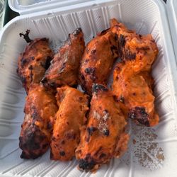 Tikka Gali - Tandoori momos