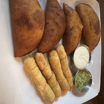 Que Chevere - Sampler - Venezuelan Near Me - Mesa, Arizona Que Chevere - Sampler - Venezuelan Near Me - Mesa, Arizona