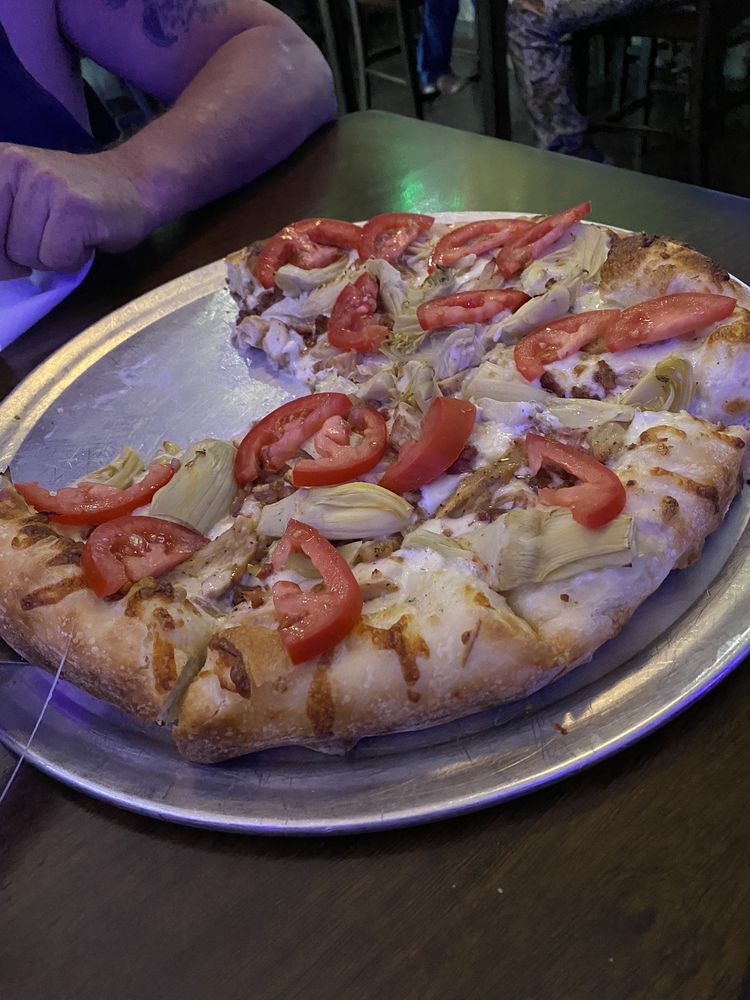 Garbanzo's Pizza Logo