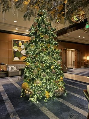 Four Seasons Hotel San Francisco at Embarcadero by null