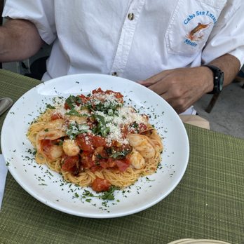 Lupi Vino Cucina Bar - Pasta with prawns & scallops - Italian Near Me - La Jolla, California Lupi Vino Cucina Bar - Pasta with prawns & scallops - Italian Near Me - La Jolla, California