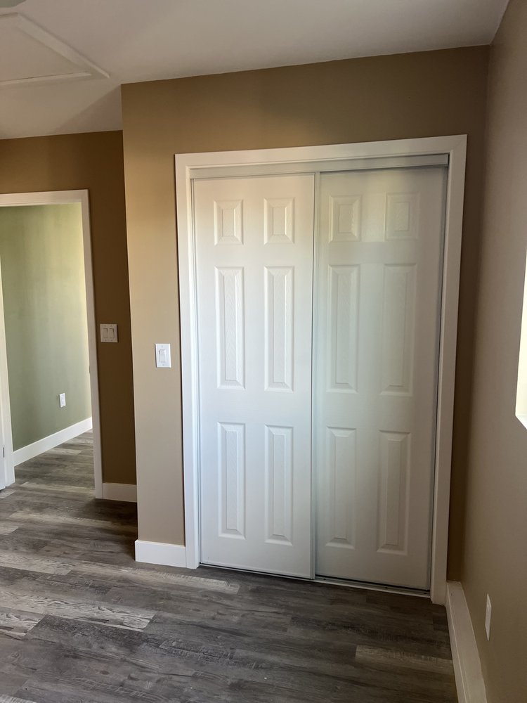 Slide of Lake House Builders