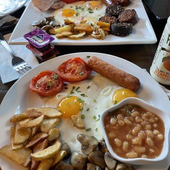 Manna - Vegetarian breakfast and Irish breakfast - Bistros Near Me - Killarney, Kentucky