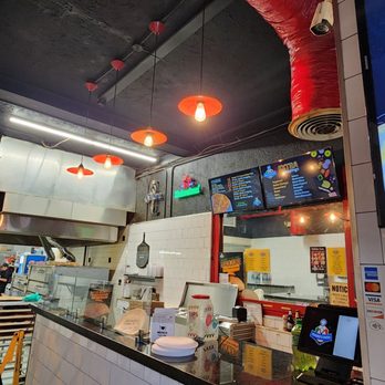 Mauro's Pizza - Pizza Near Me - Hollywood, Florida