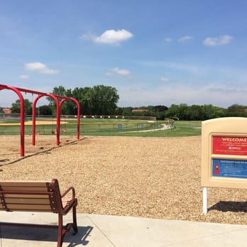Village Green Park - Swings - Parks Near Me - Glen Ellyn, Illinois Village Green Park - Swings - Parks Near Me - Glen Ellyn, Illinois