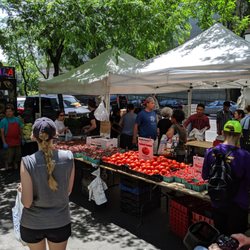 Kernan Farms - Farmer's market