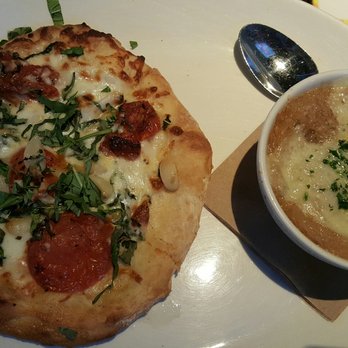 Yard House - Margherita pizza with onion soup - Bars Near Me - Westlake, Ohio Yard House - Margherita pizza with onion soup - Bars Near Me - Westlake, Ohio