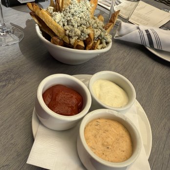 Leoness Cellars - Gorgonzola fries - Venues & Event Spaces Near Me - Temecula, California