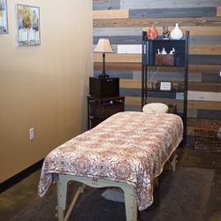 Diviniti Salon
