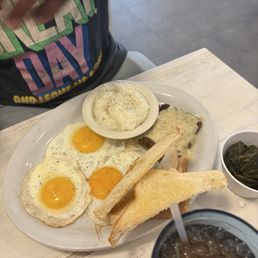Country Fried Steak Eggs