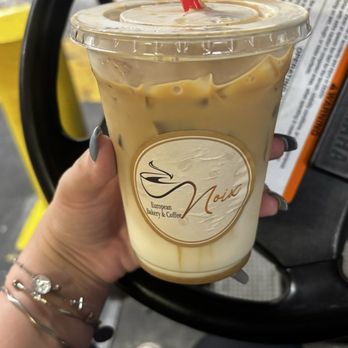Noix Bakery and Coffee - Iced caramel macchiato - Coffee & Tea Near Me - Houston, Texas Noix Bakery and Coffee - Iced caramel macchiato - Coffee & Tea Near Me - Houston, Texas
