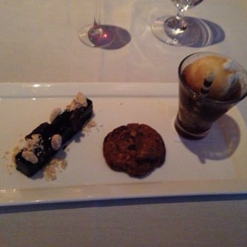 Michael Mina - Dessert - New American Near Me - Las Vegas, Nevada Michael Mina - Dessert - New American Near Me - Las Vegas, Nevada