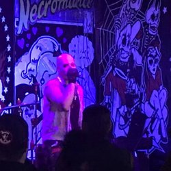 Rich’s Billiards - Live music
