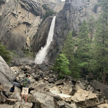 Yosemite Falls - Yosemite falls - Hiking Near Me - Yosemite, California Yosemite Falls - Yosemite falls - Hiking Near Me - Yosemite, California