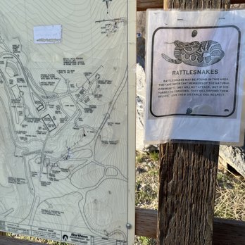 Battle Creek Falls Trail - Kiwanis park and trail map and rattlesnake notice "Give them distance and respect" - Hiking Near Me Battle Creek Falls Trail - Kiwanis park and trail map and rattlesnake notice "Give them distance and respect" - Hiking Near Me