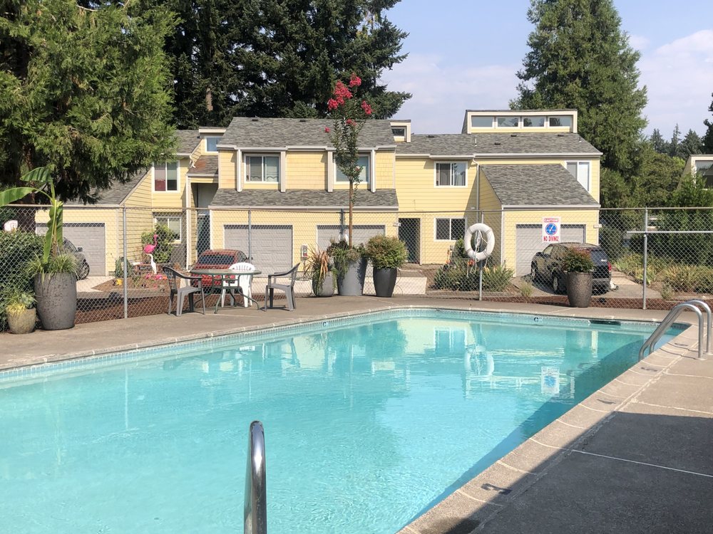 Eastman Landscape maintenance - tree service in Salem, OR