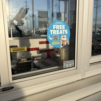 Andy's Frozen Custard - Order window - Ice Cream & Frozen Yogurt Near Me - Melrose Park, Illinois Andy's Frozen Custard - Order window - Ice Cream & Frozen Yogurt Near Me - Melrose Park, Illinois