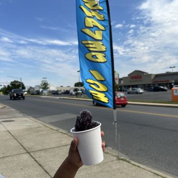 Cold Summer Snowballs - Grape snowball - Shaved Ice Near Me - Baltimore, Maryland