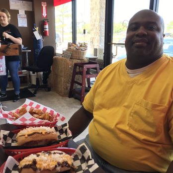 buldogies - Hot Dogs Near Me - Conroe, Texas